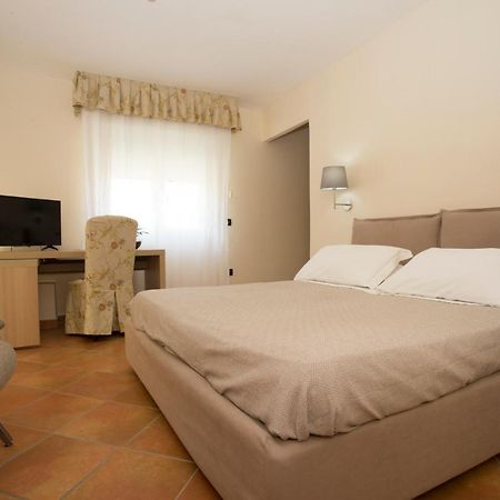 Hotel Villa Serena Castellammare di Stabia Bagian luar foto