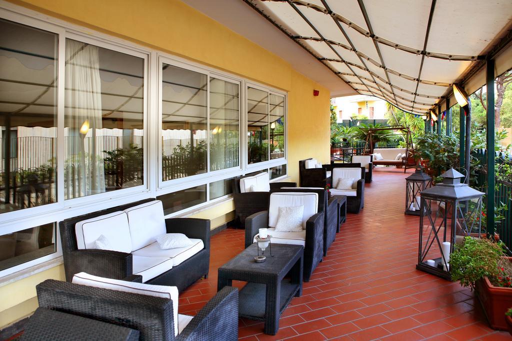 Hotel Villa Serena Castellammare di Stabia Bagian luar foto